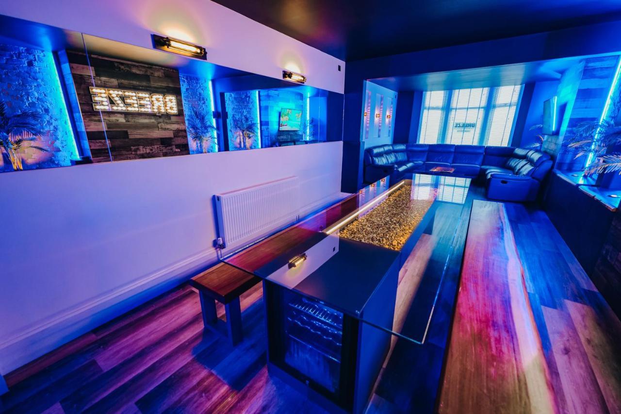 Breeze Blackpool Luxury Suites Екстериор снимка