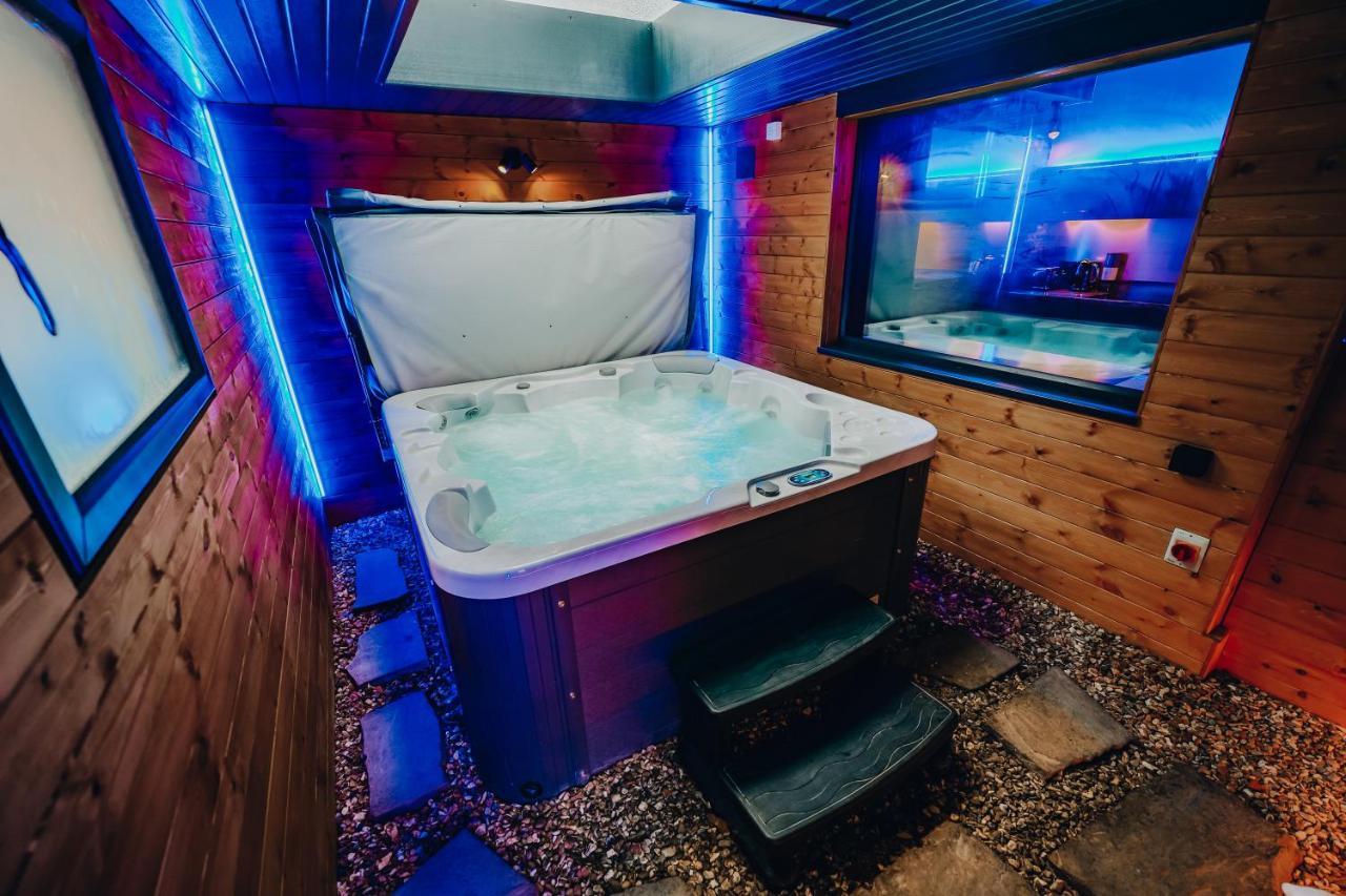 Breeze Blackpool Luxury Suites Екстериор снимка
